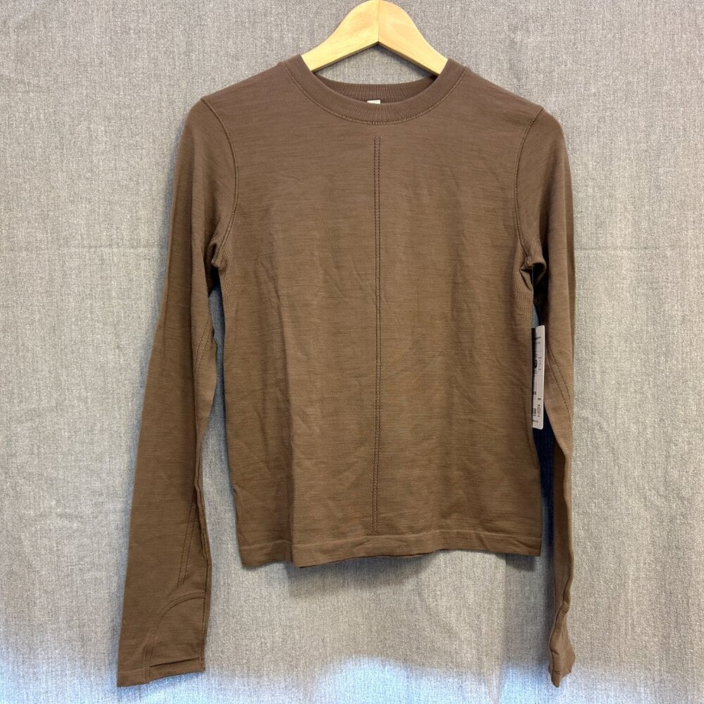 Athleta Ascent Seamless Top women's size Medium NWT